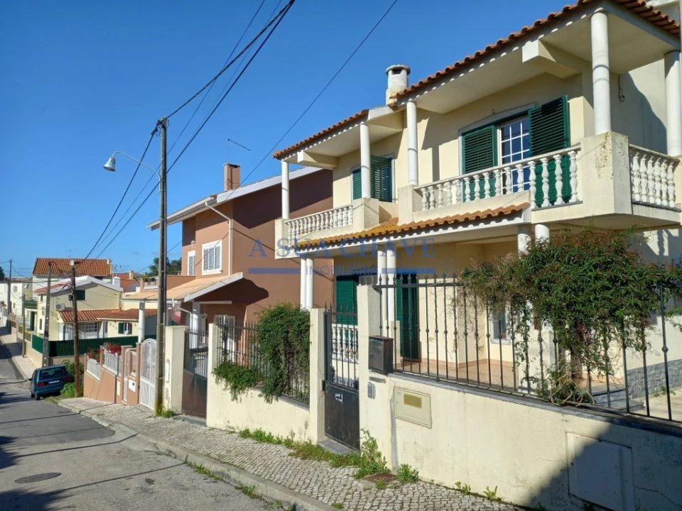 Moradia T3 para Venda em Charneca de Caparica e Sobreda Foto 44