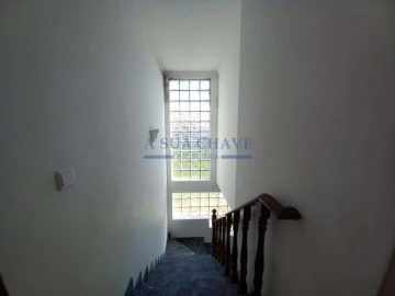 Moradia T3 para Venda em Charneca de Caparica e Sobreda