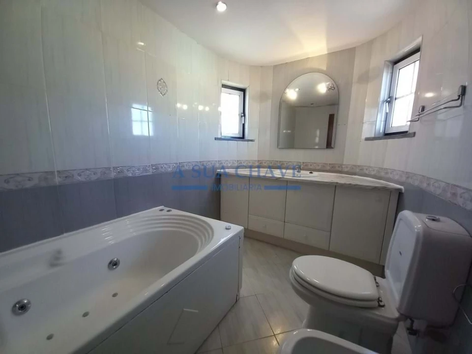Moradia T3 para Venda em Charneca de Caparica e Sobreda Foto 25