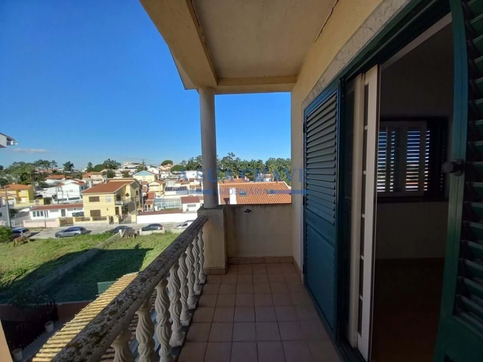 Moradia T3 para Venda em Charneca de Caparica e Sobreda Foto 22