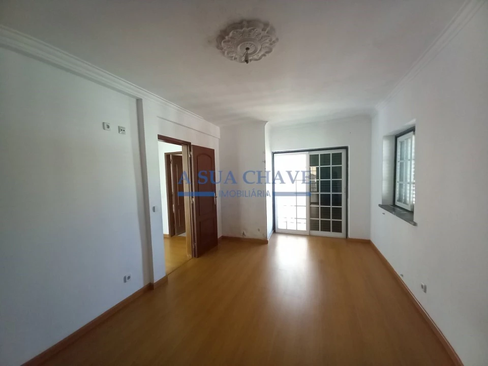 Moradia T3 para Venda em Charneca de Caparica e Sobreda Foto 21
