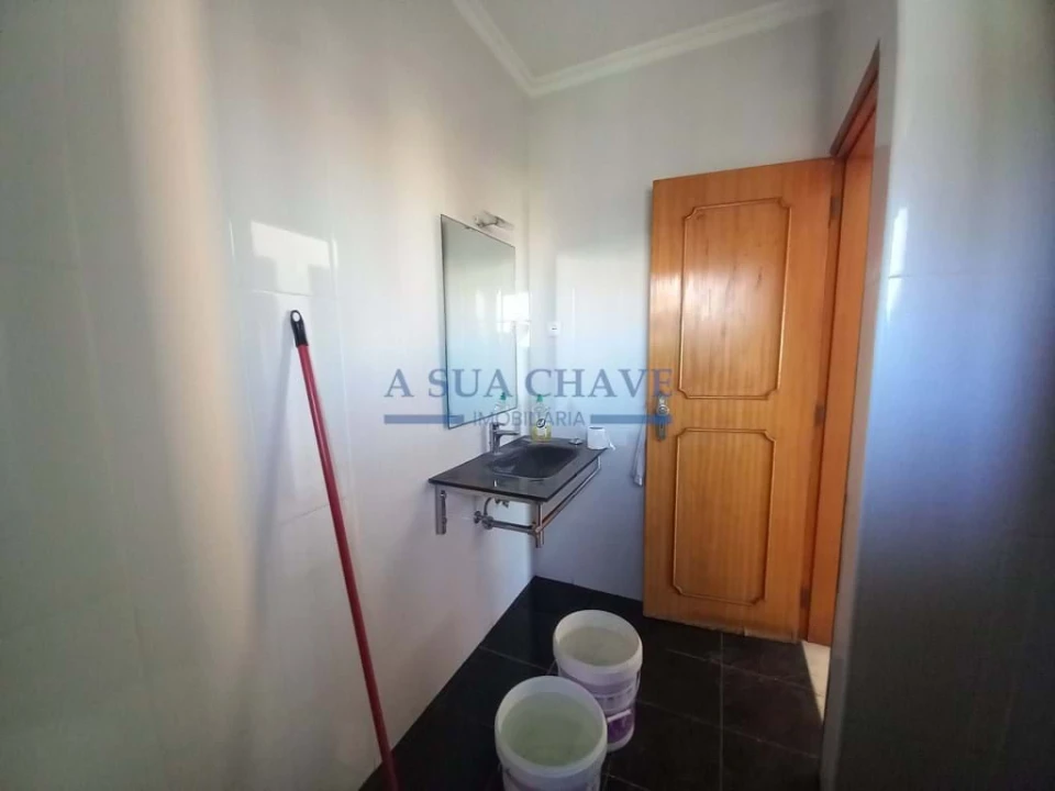 Apartamento T2 para Venda em Laranjeiro e Feijó Foto 12