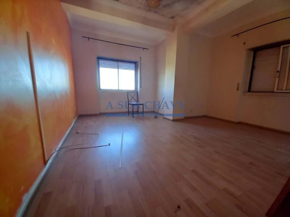 Apartamento T2 para Venda em Laranjeiro e Feijó Foto 21