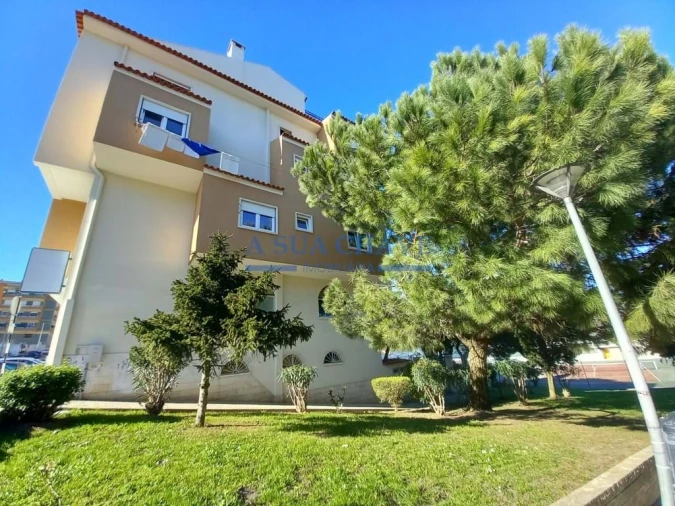 Apartamento T2 para Venda em Laranjeiro e Feijó Foto 29