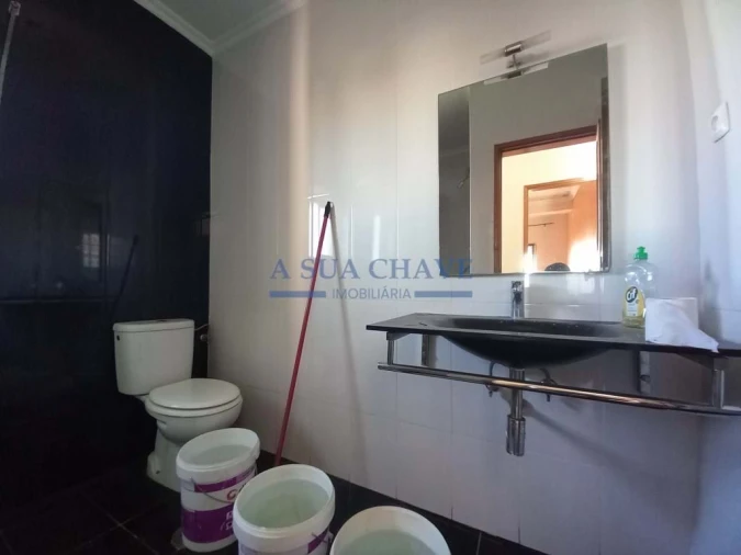 Apartamento T2 para Venda em Laranjeiro e Feijó Foto 11