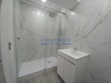 Apartamento T4 para Venda em Costa da Caparica