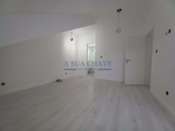Apartamento T4 para Venda em Costa da Caparica