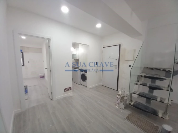Apartamento T4 para Venda em Costa da Caparica Foto 47