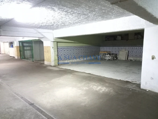 Apartamento T4 para Venda em Costa da Caparica Foto 49