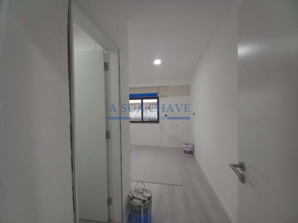 Apartamento T4 para Venda em Costa da Caparica Foto 22