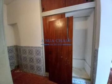 Apartamento T1 para Venda em Corroios