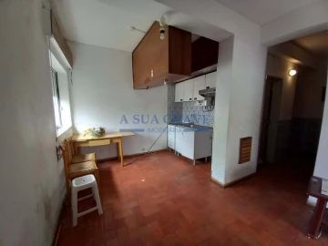 Apartamento T1 para Venda em Corroios