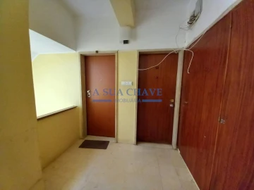 Apartamento T1 para Venda em Corroios