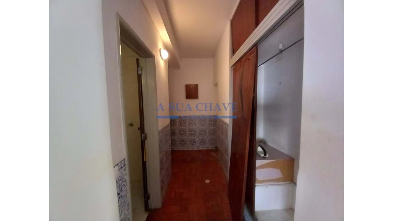 Apartamento T1 para Venda em Corroios Foto 13