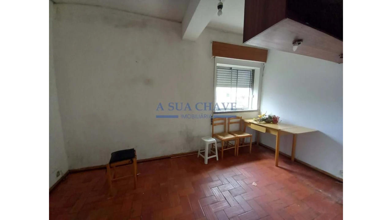 Apartamento T1 para Venda em Corroios Foto 5