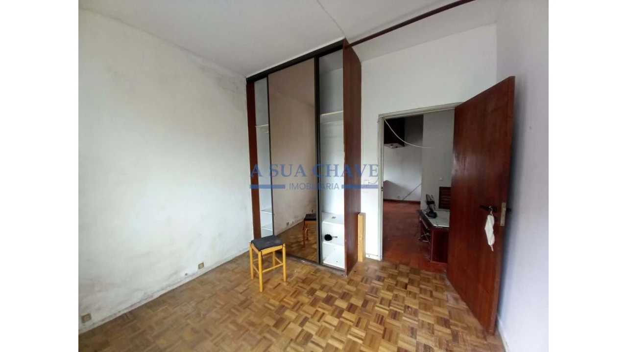 Apartamento T1 para Venda em Corroios Foto 12