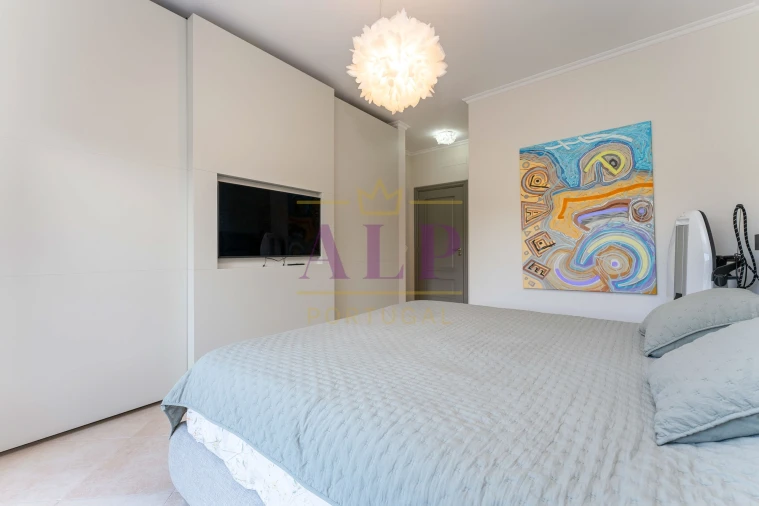 Moradia T3 para Venda em Lagos (São Sebastião e Santa Maria) Foto 11