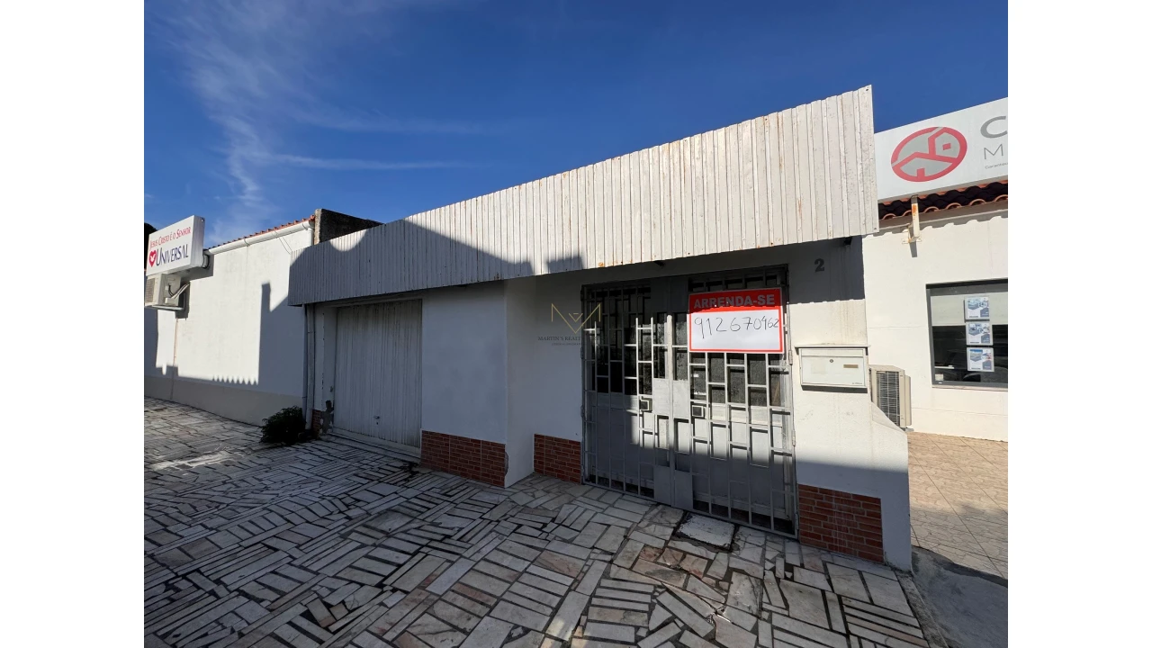 Negócio para Venda em Charneca de Caparica e Sobreda Foto 1
