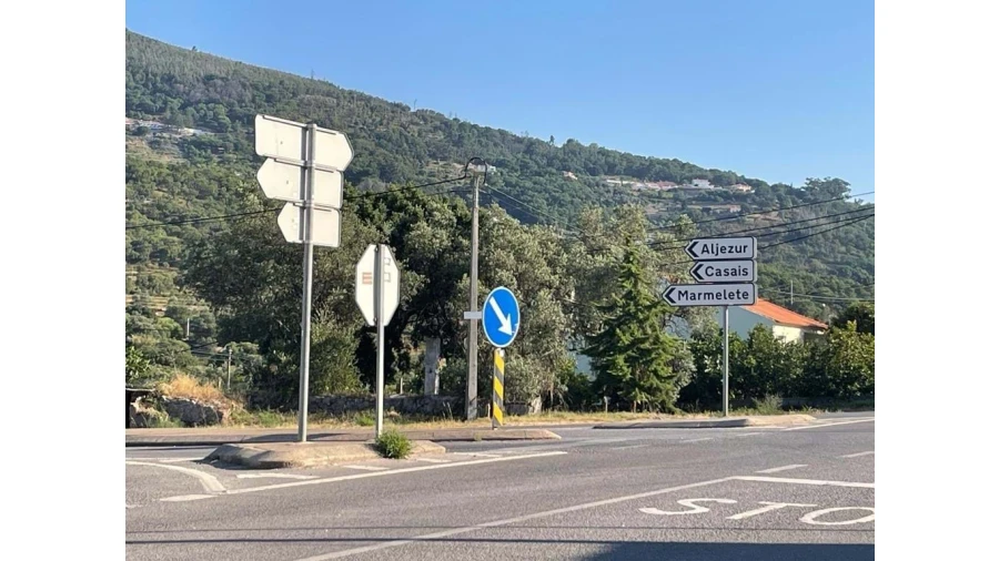 Quinta T7 para Venda em Monchique Foto 8