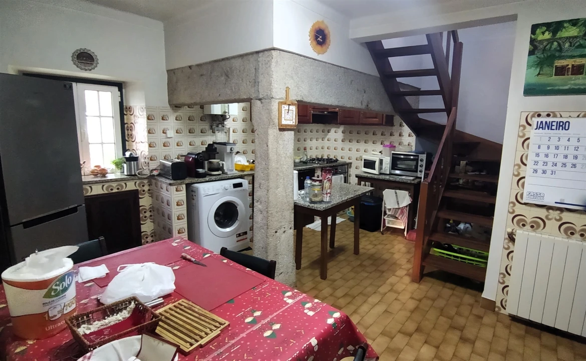 Moradia T7 para Venda em Vilar de Mouros Foto 29