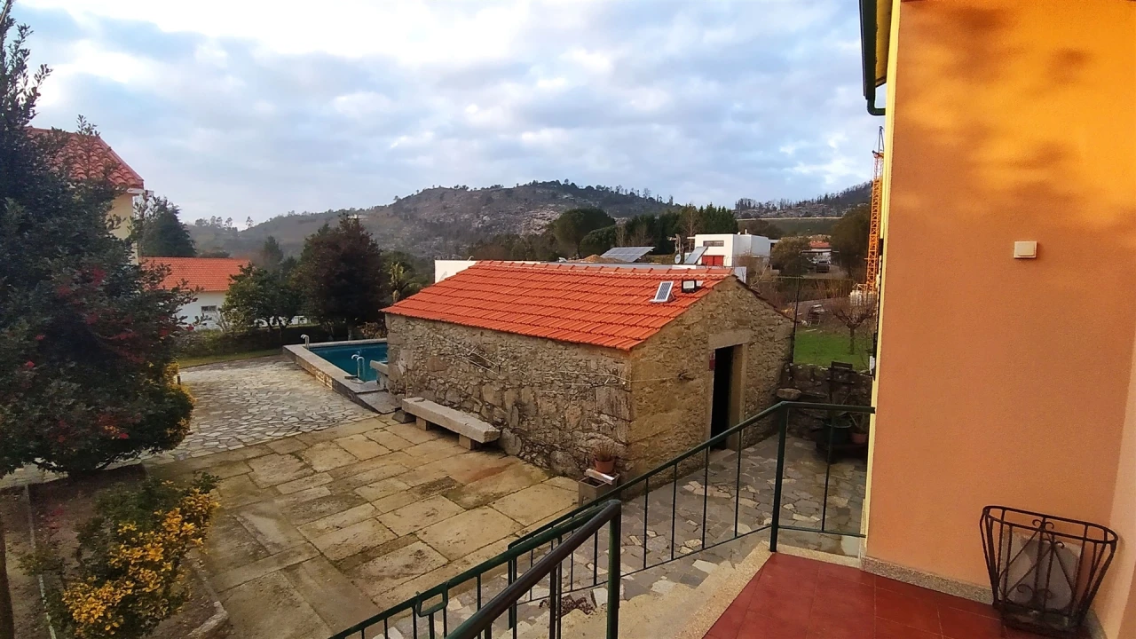 Moradia T7 para Venda em Vilar de Mouros Foto 33