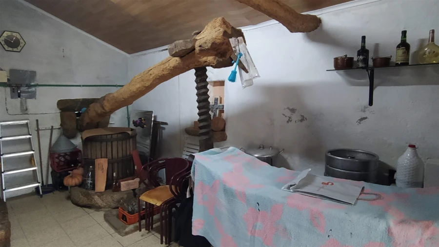 Moradia T7 para Venda em Vilar de Mouros Foto 35