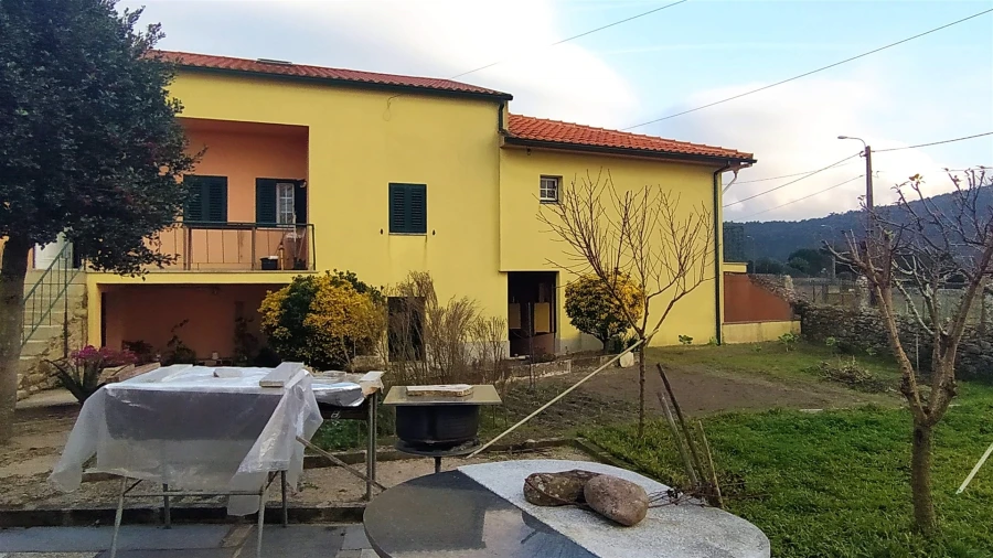 Moradia T7 para Venda em Vilar de Mouros Foto 3