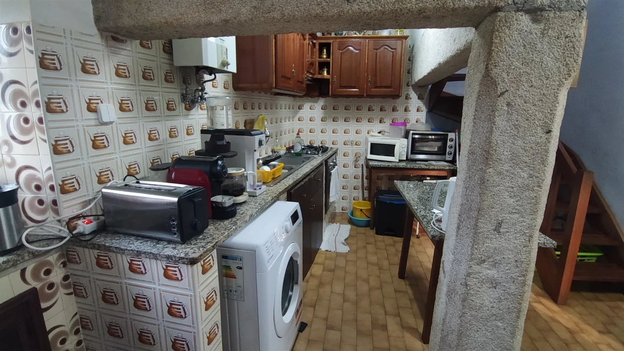 Moradia T7 para Venda em Vilar de Mouros Foto 28