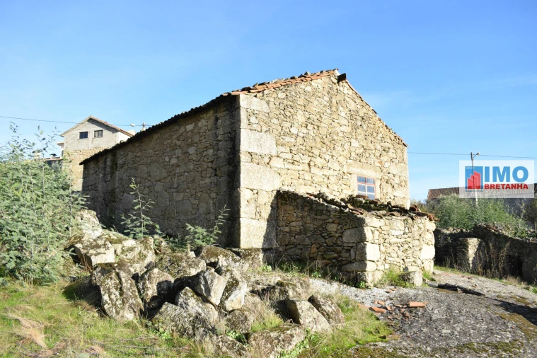 Quinta T0 para Venda em Peraboa Foto 6