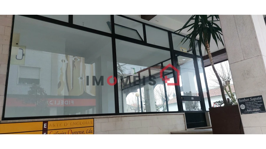 Loja para Arrendamento em Nossa Senhora da Piedade Foto 2