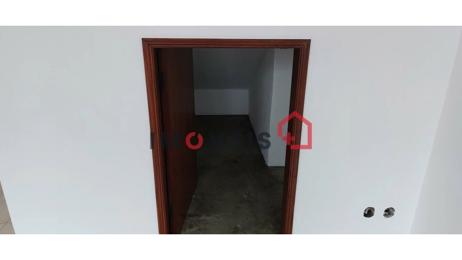 Loja para Arrendamento em Nossa Senhora da Piedade Foto 5