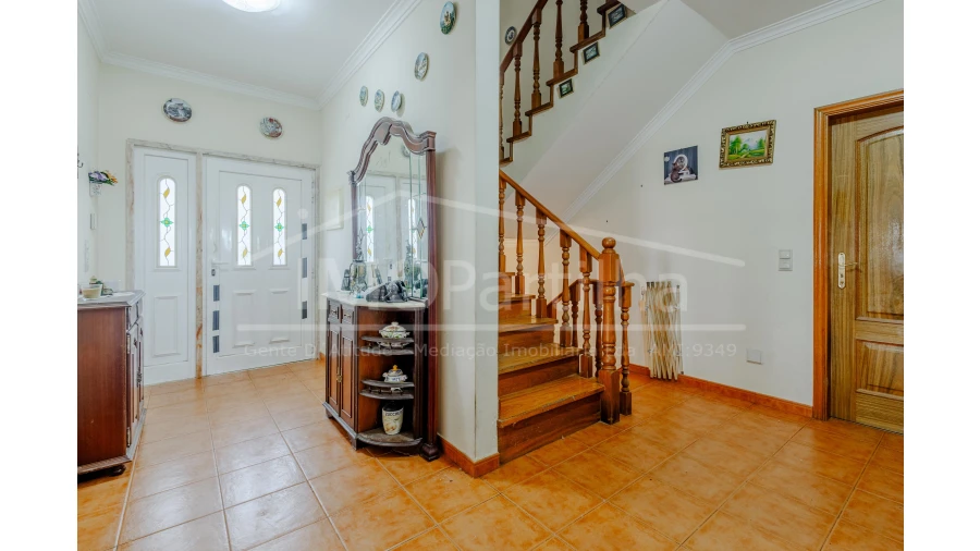 Moradia T5 para Venda em Algueirão-Mem Martins Foto 5