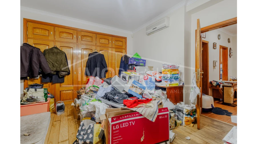 Moradia T5 para Venda em Algueirão-Mem Martins Foto 16