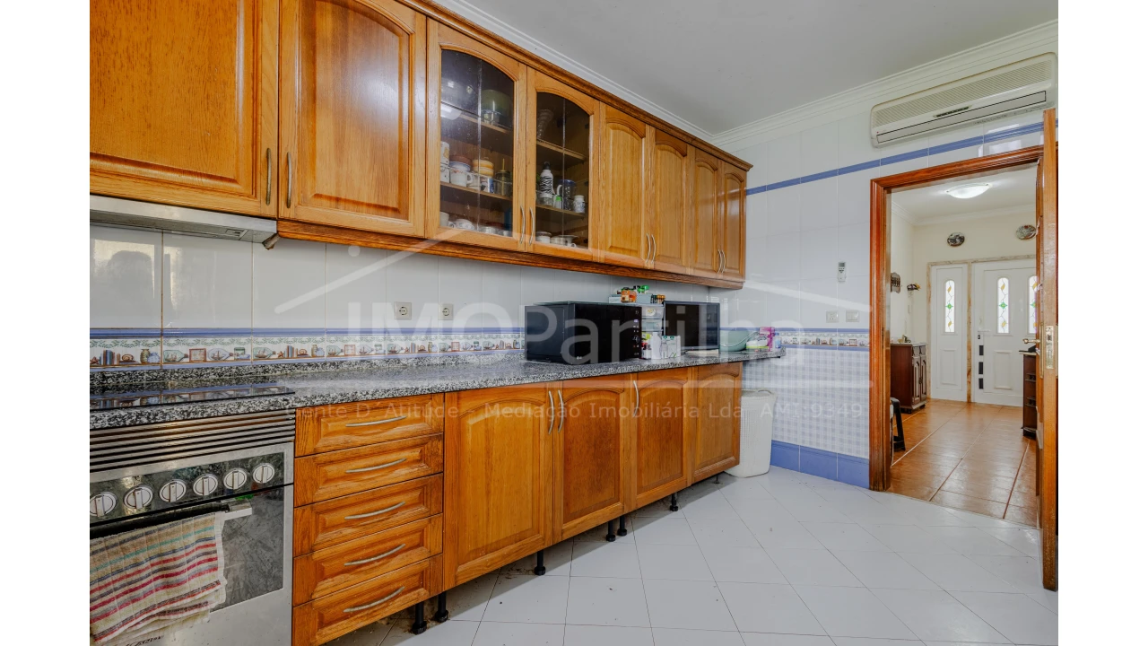 Moradia T5 para Venda em Algueirão-Mem Martins Foto 15