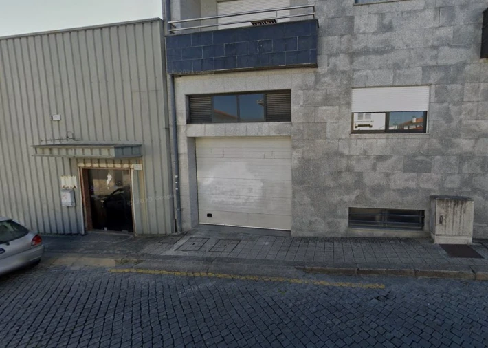 Negócio para Venda em Santo Tirso, Couto (Santa Cristina e São Miguel) e Burgães Foto 1