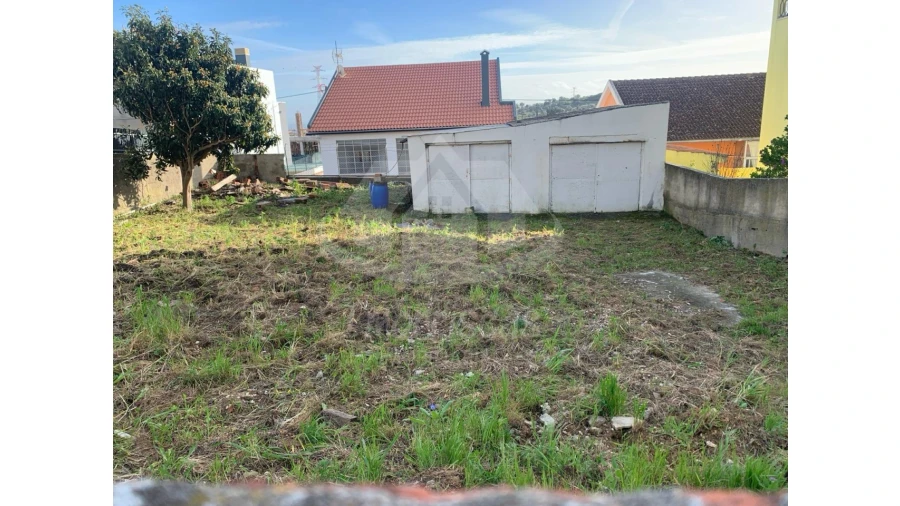 Terreno para Venda em Póvoa de Santa Iria e Forte da Casa Foto 1