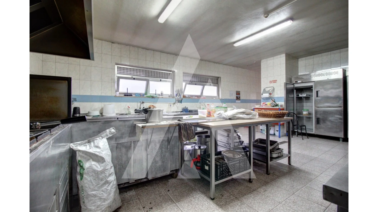 Negócio para Cedência de Quotas em Oiã Foto 20