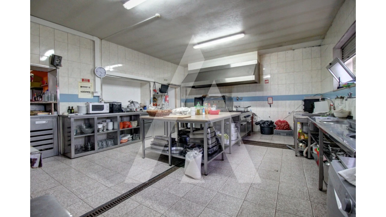 Negócio para Cedência de Quotas em Oiã Foto 22