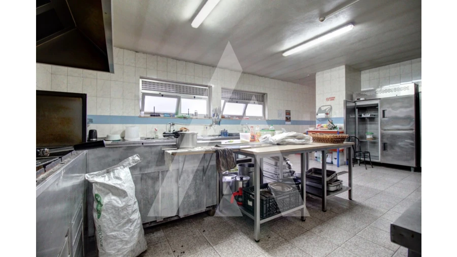 Negócio para Cedência de Quotas em Oiã Foto 20