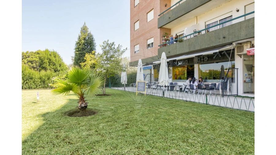 Negócio para Venda em Tamengos, Aguim e Óis do Bairro Foto 2