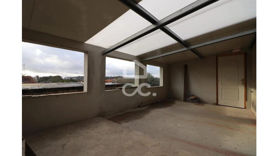 Moradia T2 para Venda em Avelar Foto 8