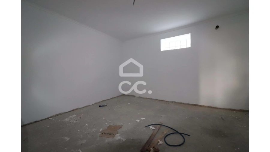 Moradia T2 para Venda em Avelar Foto 5