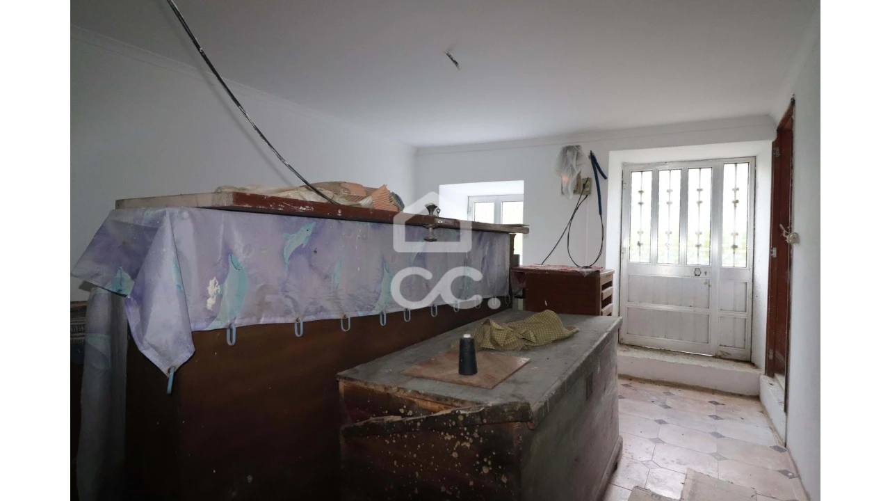 Moradia T2 para Venda em Avelar Foto 3