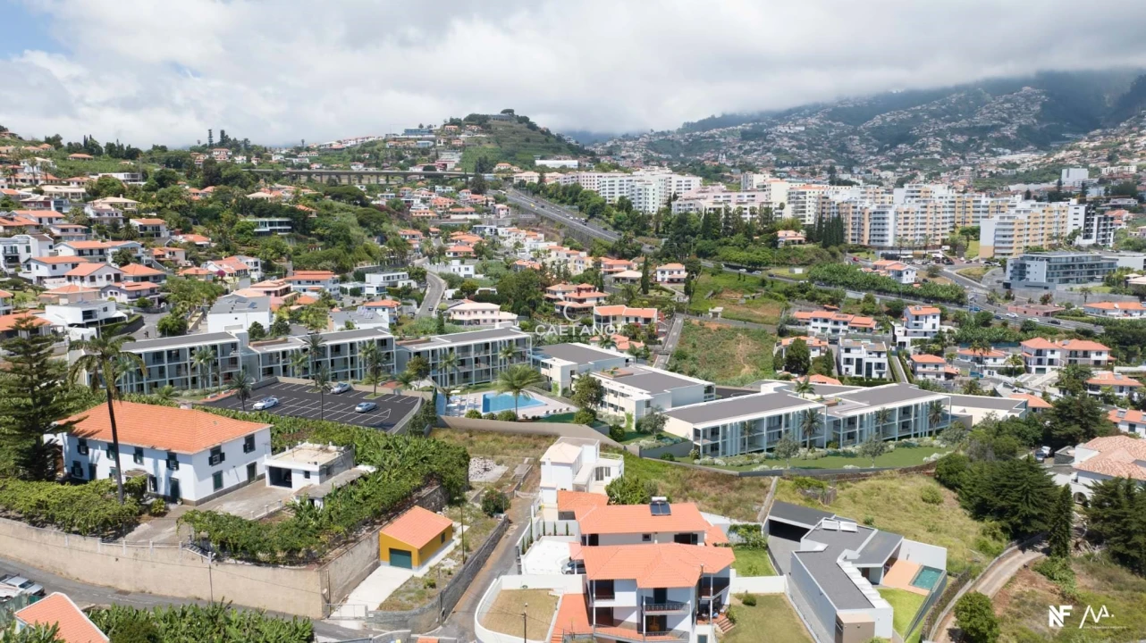 Apartamento T1 para Venda em São Martinho Foto 8