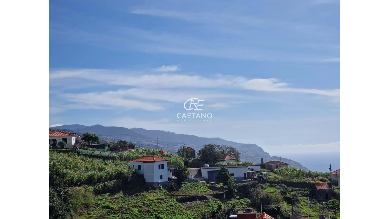 Terreno para Venda em Canhas Foto 3