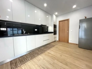 Moradia T3 para Venda em Madalena