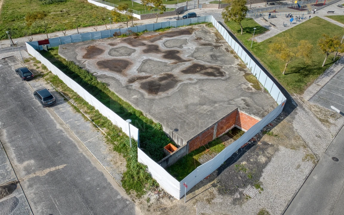 Terreno para Venda em Aveiras de Baixo Foto 1