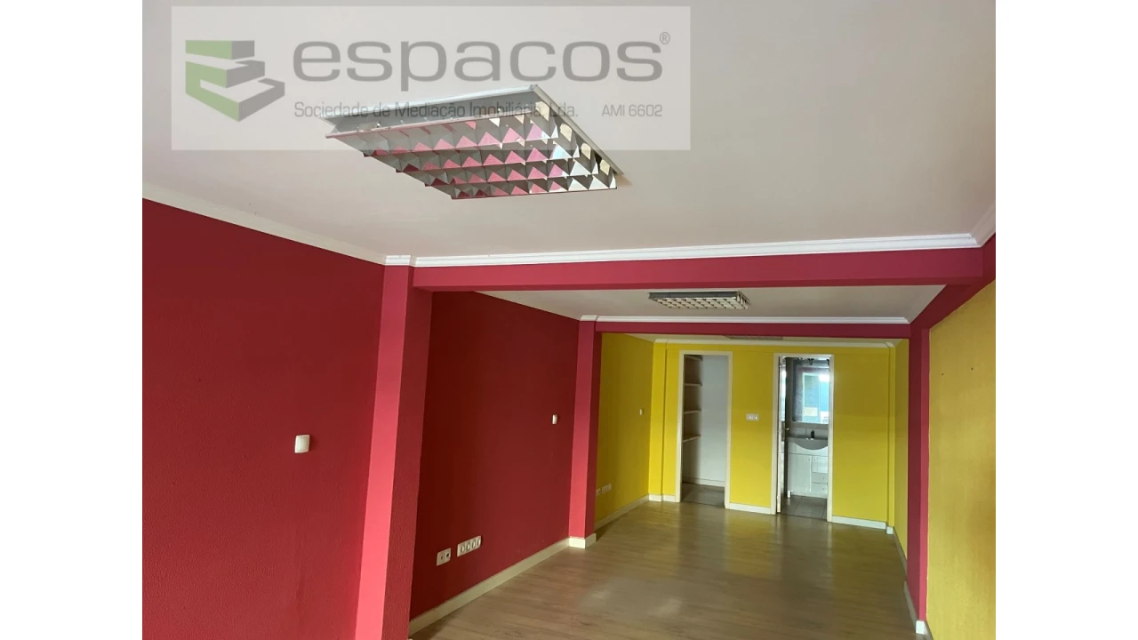 Loja para Venda em Corroios Foto 5