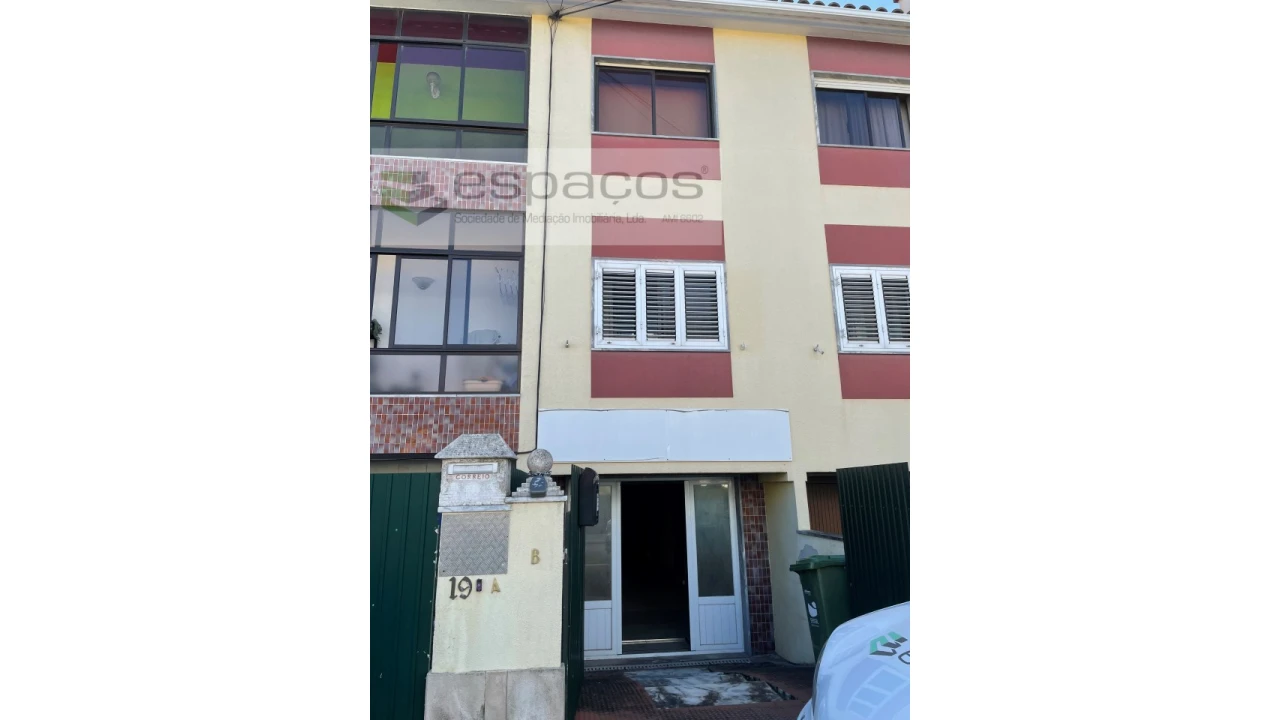 Loja para Venda em Corroios Foto 10