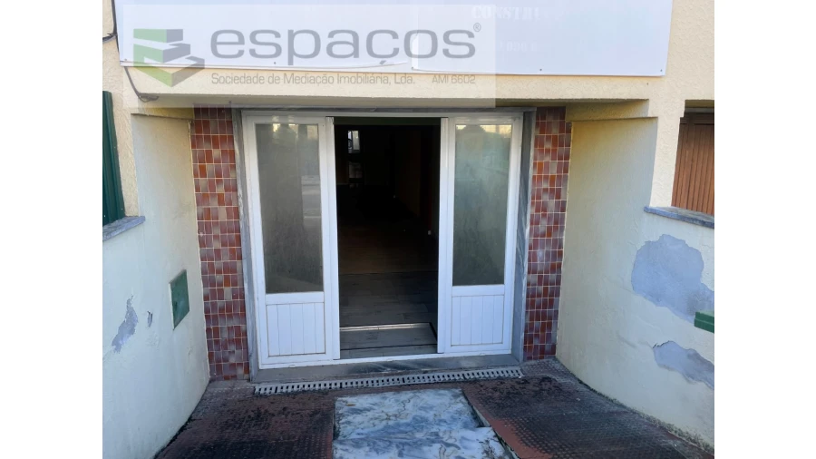 Loja para Venda em Corroios